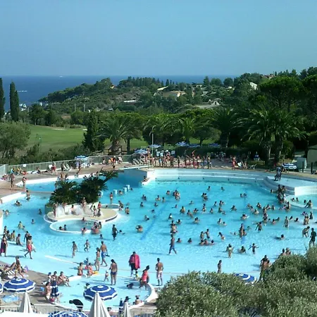Garden Level With Sea View For 6 People Saint-Raphael (Var)
