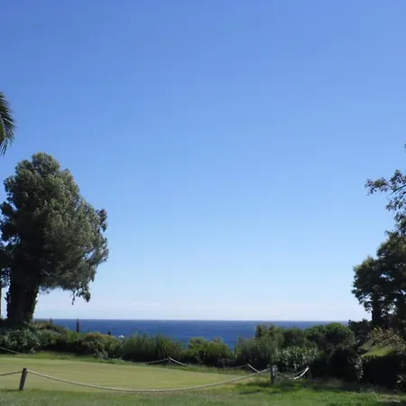酒店 Garden Level With Sea View For 6 People
